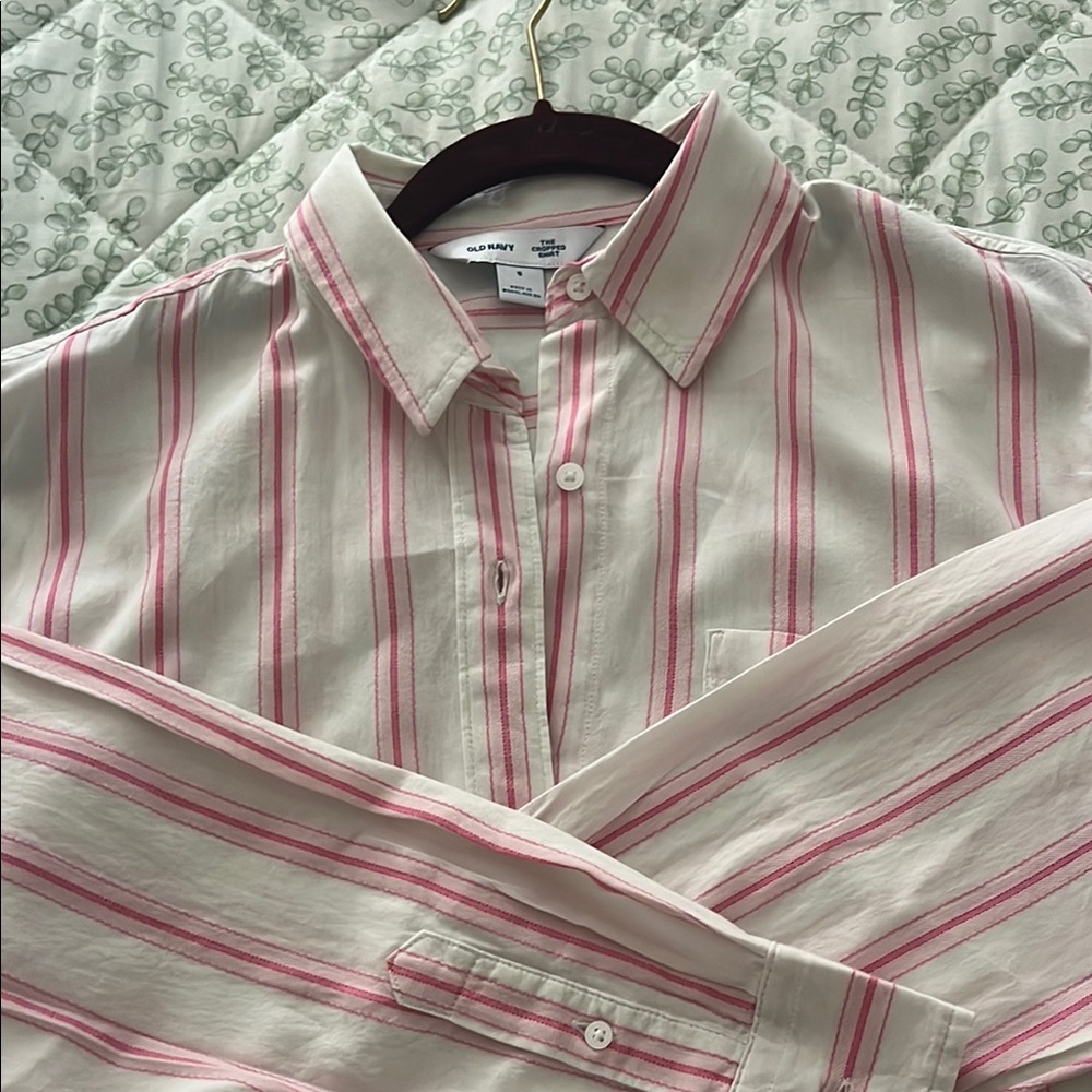 Women’s Cropped Pink Striped Shirt